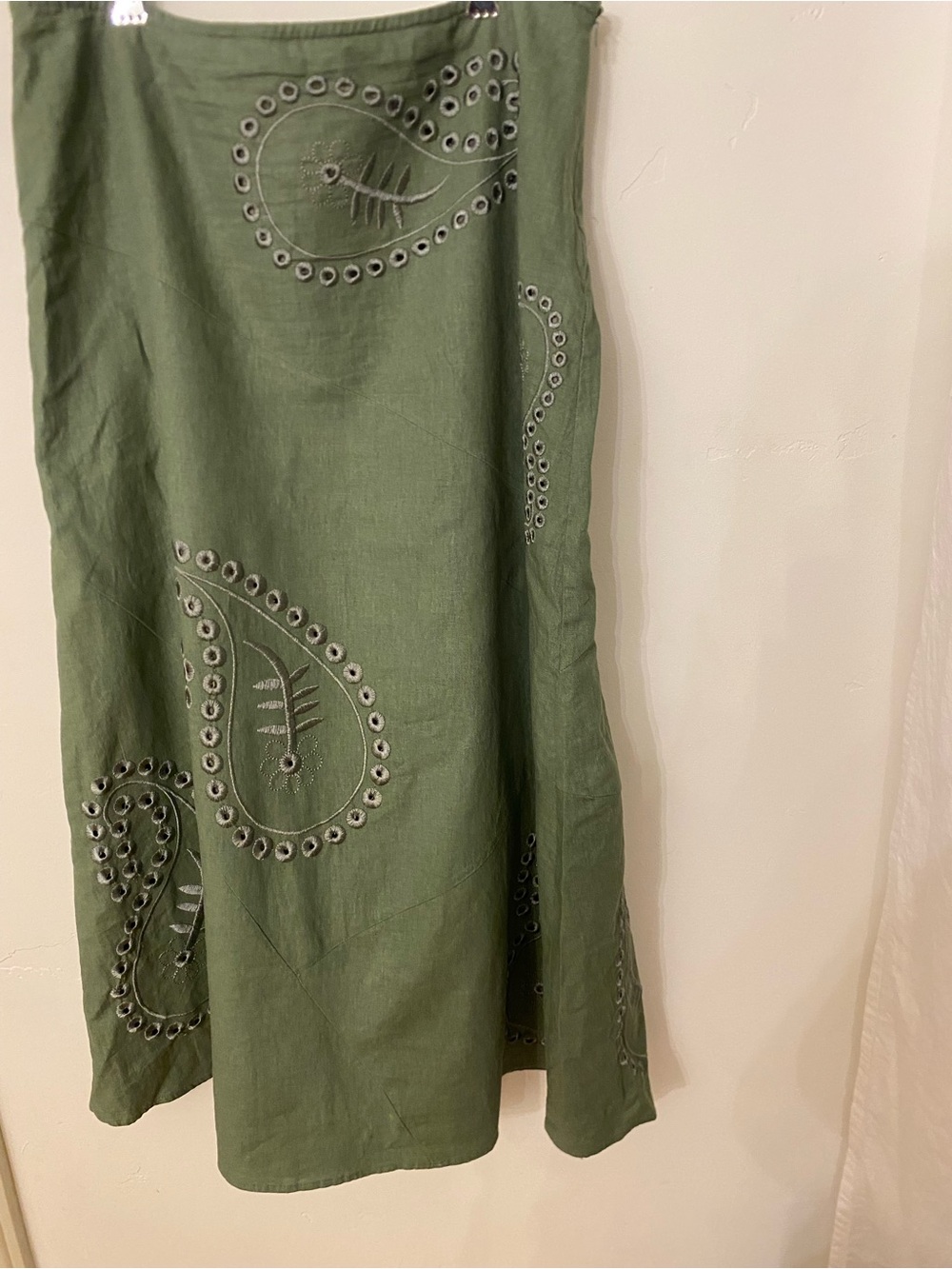 Tweeds Olive Paisley Eyelet Linen Midi Skirt